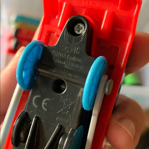 THOMAS SODOR RACE DAY Trackmaster Train Engine - Picture 8 of 14